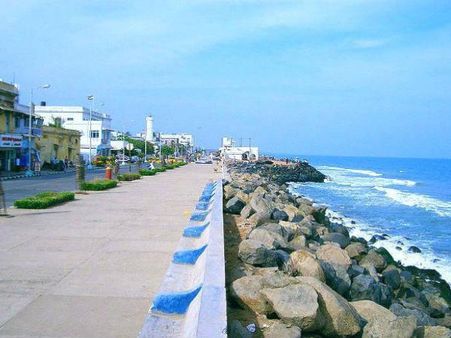 બીચ રોડ, પોંડેચરી