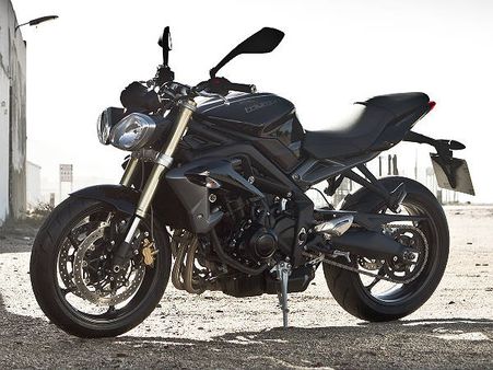 ટ્રાઇંફ સ્ટ્રીટ ત્રીપલ