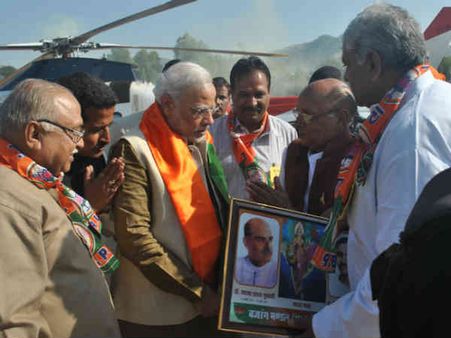 નરેન્દ્ર મોદીએ પોખરણમાં સભાને સંબોધી