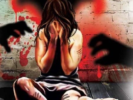 રાજકોટઃ યુવતી પર બળાત્કાર, પિતાને મોતની ધમકી