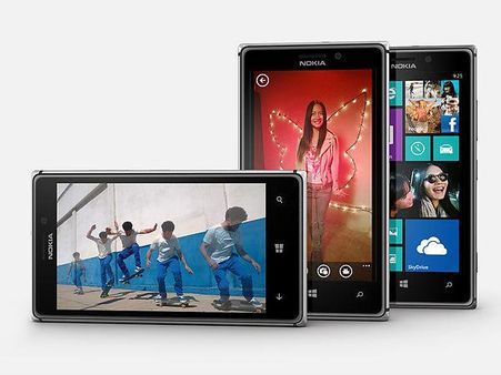 નોકિયા લૂમિયા 925 