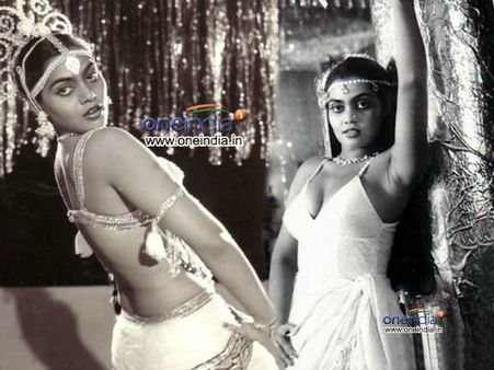 અસલી ડર્ટી ગર્લ : કેવી રીતે સ્મિતા બની સિલ્ક સ્મિતા?