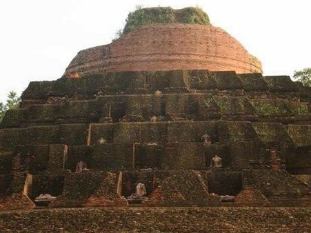 પૂર્વીય ચંપારણનું કેસરિયા પૂર્વીય ચંપારણનું કેસરિયા