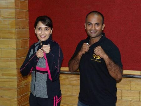 કનિષ્કે બનાવી ઘાતક