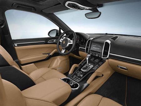 કારનું ઇન્ટિરીયર