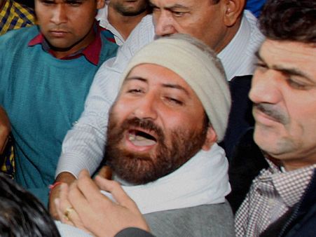 બળાત્કારી નારાયણ સાઇને મળ્યા શરતી જામીન