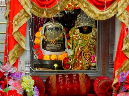 રામ આ મંદિરમા કરતા પૂજા