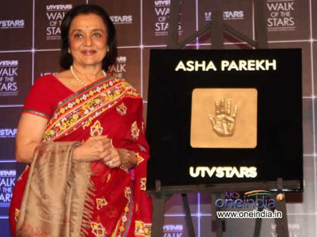 Pics : આશાને નિરાશ કરે છે આજના ગીતોના બોલ