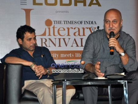 Pics : નીરજ પાન્ડેના પુસ્તક ગાલિબ ડેન્જરનો તહેલકો