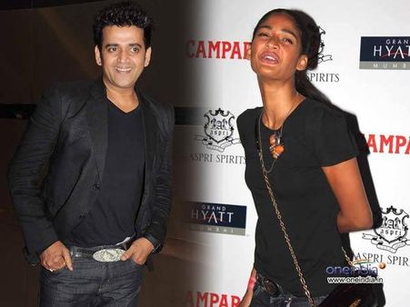 રવિ-કેરોલ