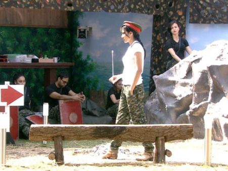 કામ્યા મુક્ત