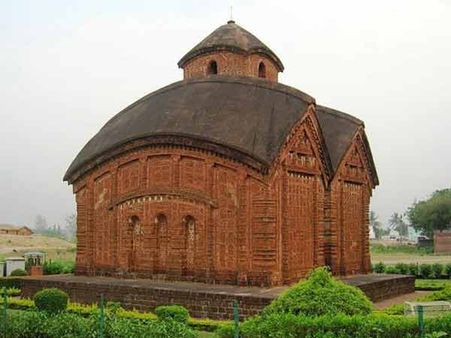 મંદિરનું બહારનુ દ્રશ્ય મંદિરનું બહારનુ દ્રશ્ય