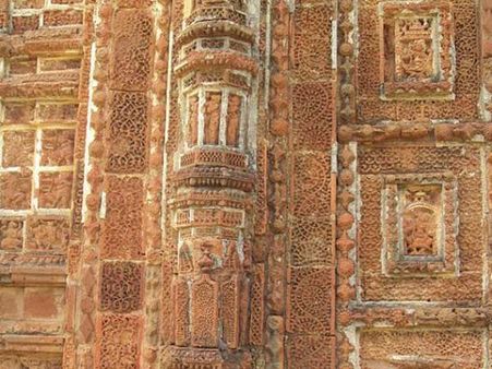 અલંકૃત સ્તંભ અલંકૃત સ્તંભ