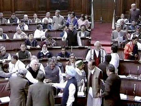 લોકપાલ બિલ રાજ્ય સભામાં પાસઃ વાંચો, કોણે શું કહ્યું