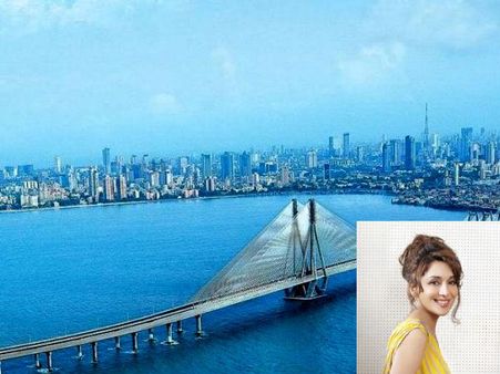 માધુરી દીક્ષિત-મુંબઇ