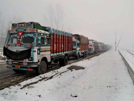 ક્રિસમસ પહેલા ઠંડી ક્રિસમસ પહેલા ઠંડી