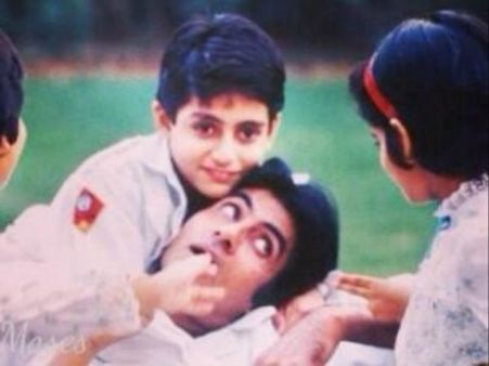 સાંભરી આવ્યું બાળપણ