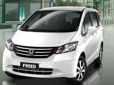 ટોયોટા ઇનોવા સાથે બાથ ભીડશે હોન્ડાની એમપીવી ફ્રીડ