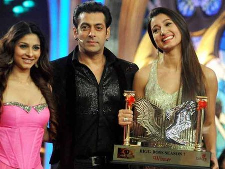 ગૌહર બની બિગ બોસ 7ની વિજેતા, માતા અને બહેન પહોંચ્યા લોનાવાલા!