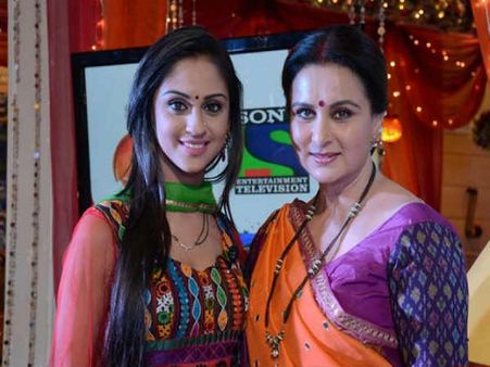 વહુ પાસેથી ભણવુ-ગણવુ શીખશે અભણ પૂનમ!