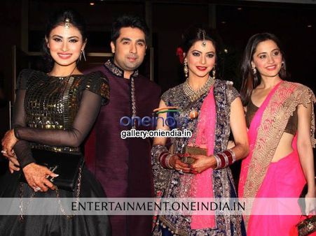 મૌની ને સંજીદા સાથે આમના-અમિત મૌની ને સંજીદા સાથે આમના-અમિત