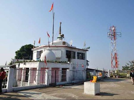 મંદિરનું નજીકનું દ્રશ્ય