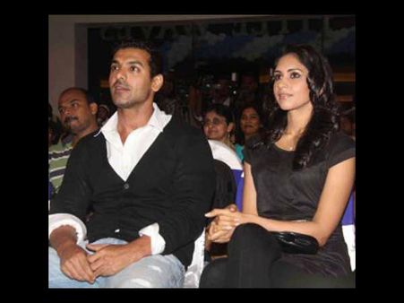 ફૅન્સે આપ્યા અભિનંદન