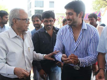 ઉદયની વણજોયેલી તસવીરો