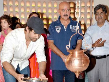 સુઝાનના કારણે હૃતિકને ઘરમાંથી હાંકી કાઢતાં રાકેશ!!!