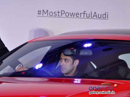 કારનુ એન્જીન