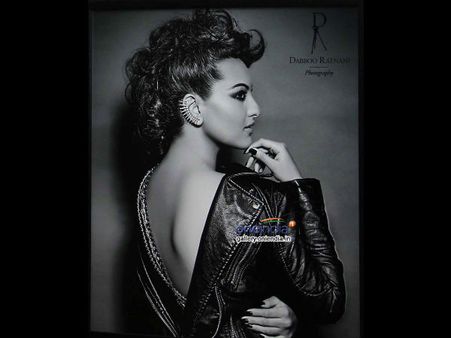 સોનાક્ષી સિન્હા સોનાક્ષી સિન્હા