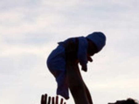 વિદ્યાર્થિનીએ બાથરૂમમાં આપ્યો બાળકને જન્મ અને કરી હત્યા