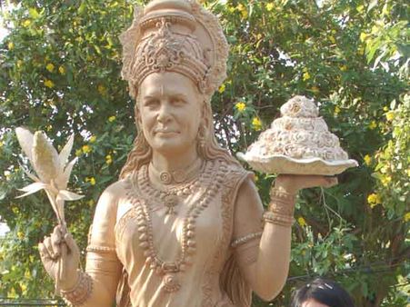 સોનિયા ગાંધી હવે ‘મા તેલંગણા' 