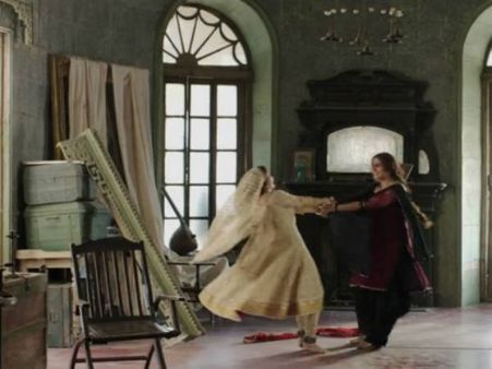 ડેઢ ઇશ્કિયાની તસવીરી ઝલક ડેઢ ઇશ્કિયાની તસવીરી ઝલક