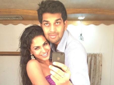 વીણા-પ્રશાંતની તસવીરો