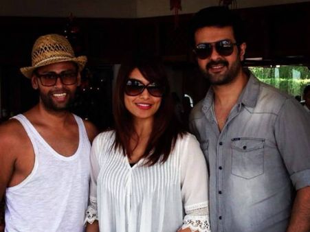 બિપાશા બિપાશા