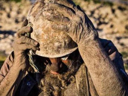 પાંચ લીટર પાણી પીવે છે 