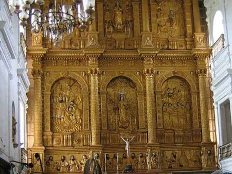 ચર્ચની સુંદર તસવીર