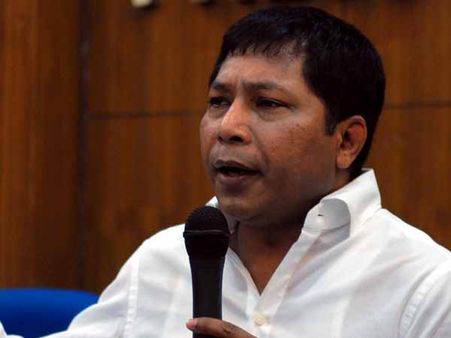 મુકુલ સંગમા(મુખ્યમંત્રી, મેઘાલય) મુકુલ સંગમા(મુખ્યમંત્રી, મેઘાલય)