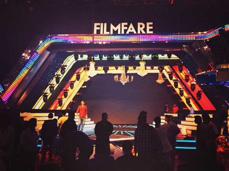 શાનદાર મંચ શાનદાર મંચ