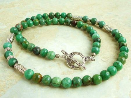 તિબેટીયન વસ્ત્રો અને આભૂષણ 