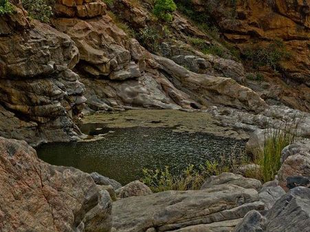 ચુંચી ફોલ્સ(83 કિ.મી)