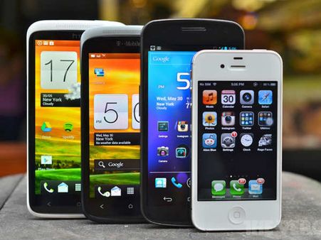 સ્માર્ટફોન ખરીદતા પહેલા આ 5 વાતોનું રાખો ધ્યાન