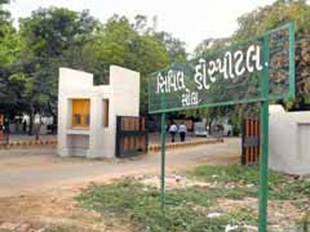 અમદાવાદઃ સોલા સિવિલનો સ્ટાફ હડતાળ પર