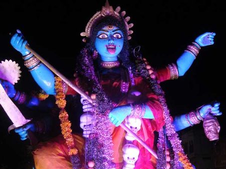 ક્રોધિત કાળિકા થયા બેકાબુ