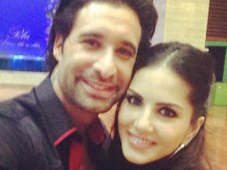 લવિંગ કપલ સન્ની-ડૅનિયલની તસવીરી ઝલક