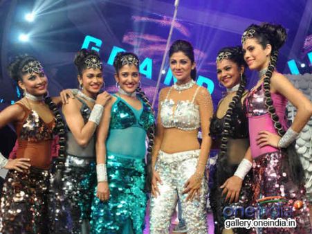 પૂર્ણકાલિક માતા