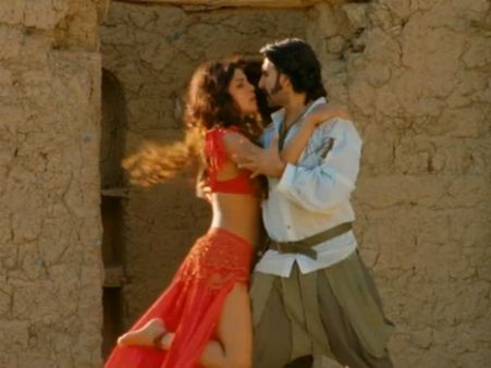 ફૅન્સ પ્રિયંકા પર ફિદા ફૅન્સ પ્રિયંકા પર ફિદા