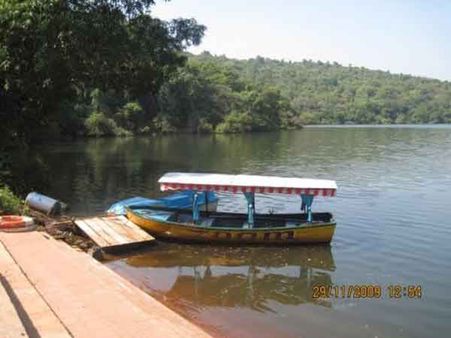 અંબોલી તળાવ