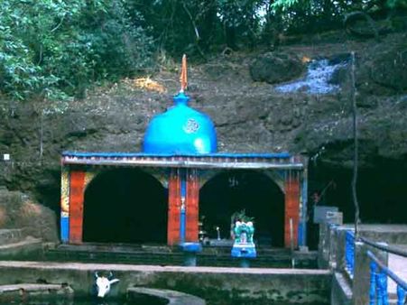 હિરણ્યકેશી મંદિર